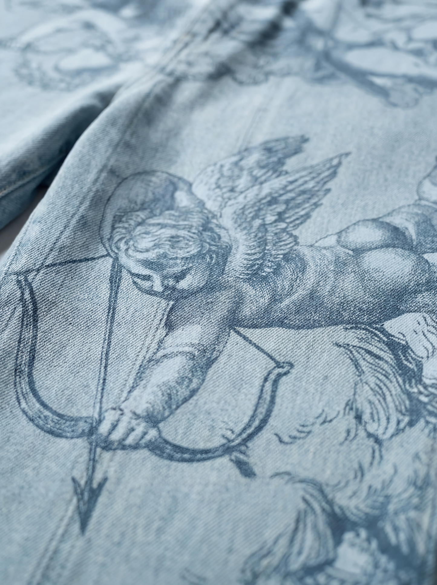 AMOUR WASHED BAGGY JEANS