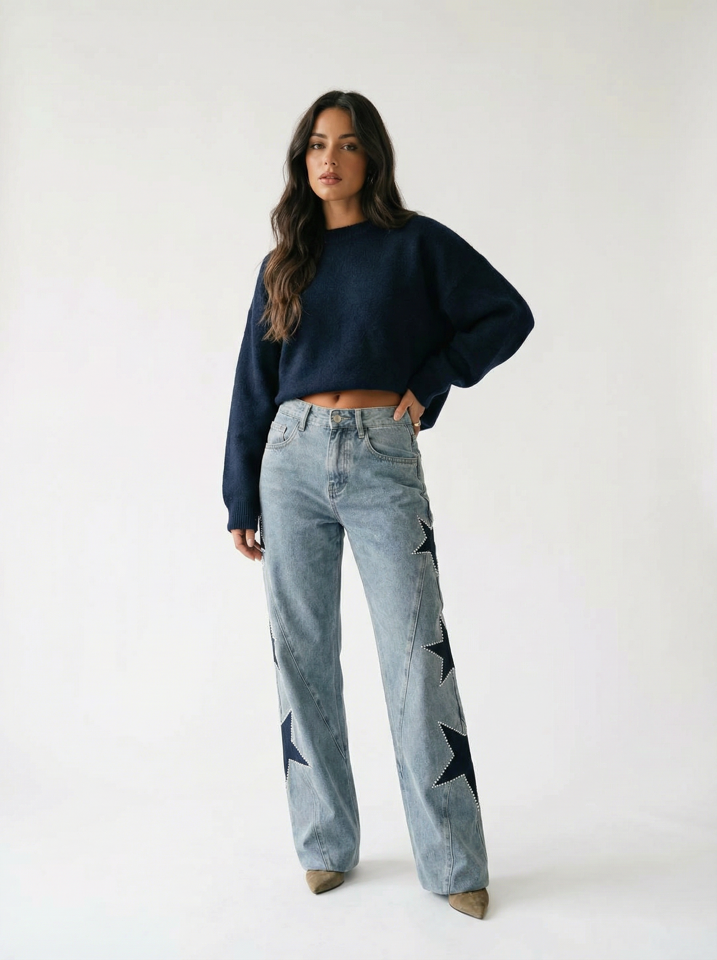 NOVA STRAIGHT-LEG JEANS
