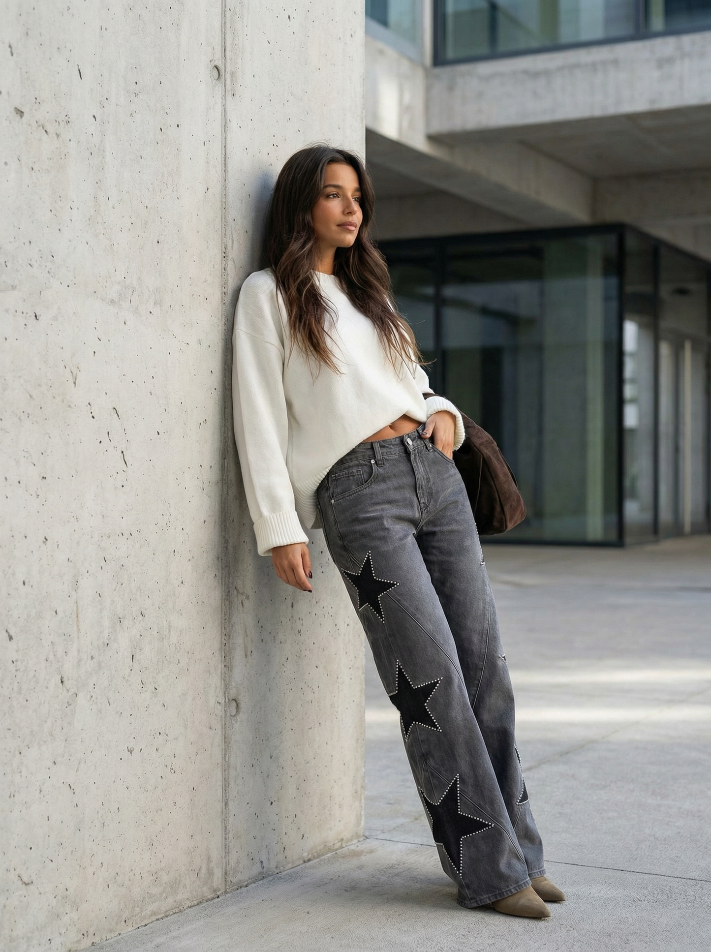 NOVA STRAIGHT-LEG JEANS