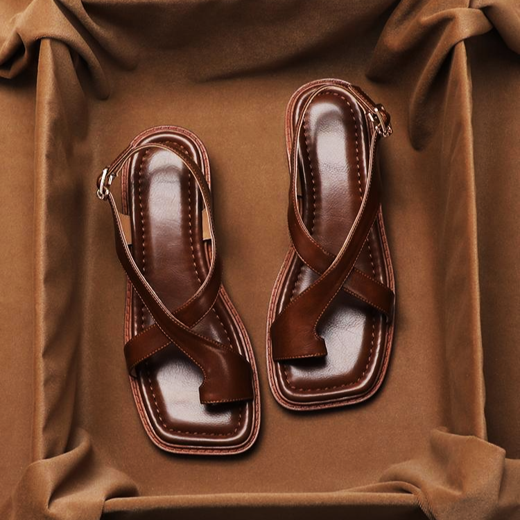 SOLARA CROSS SANDALS